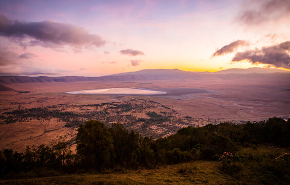 Classic Migration – Serengeti & Ngorongoro Crater